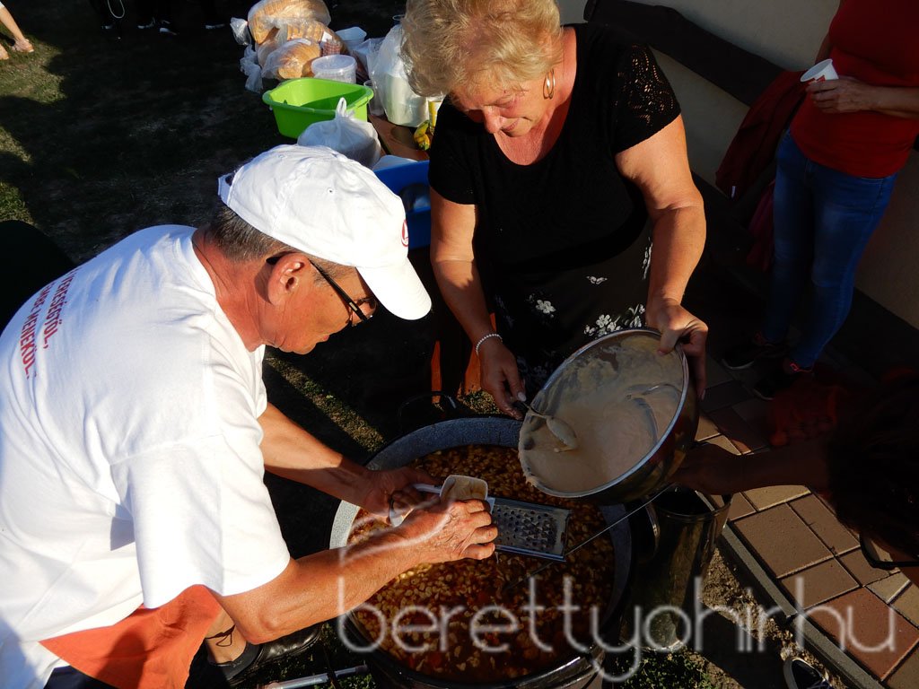 MVFC Berettyóújfalu Szurkolói Összetartás 01